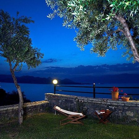 Villa Magemenou นิเกียนา ภายนอก รูปภาพ