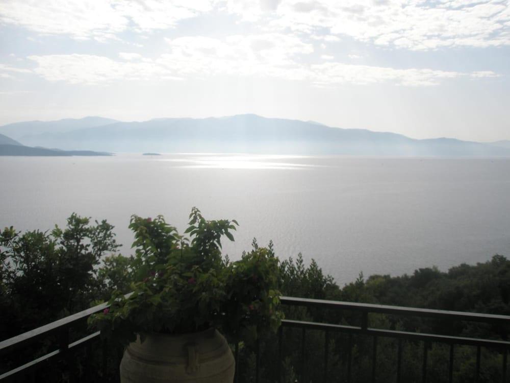 Villa Magemenou นิเกียนา ภายนอก รูปภาพ